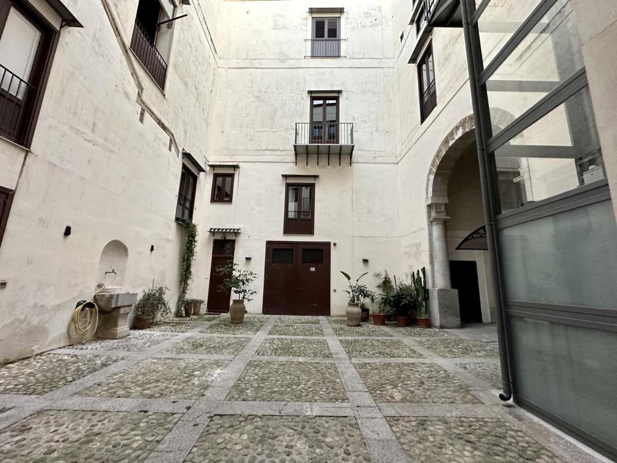 Casa Guilla_Alla Cattedrale Palermo Exterior photo